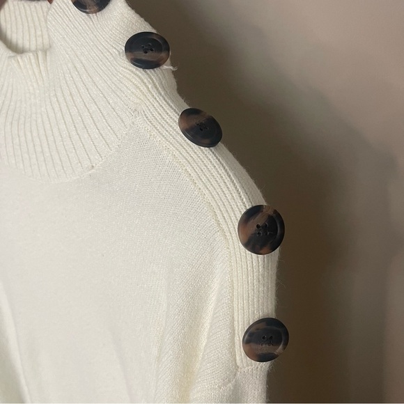 Anthropologie Margarita Mock Neck Tunic Sweater M Ivory Shoulder Button - Picture 8 of 11
